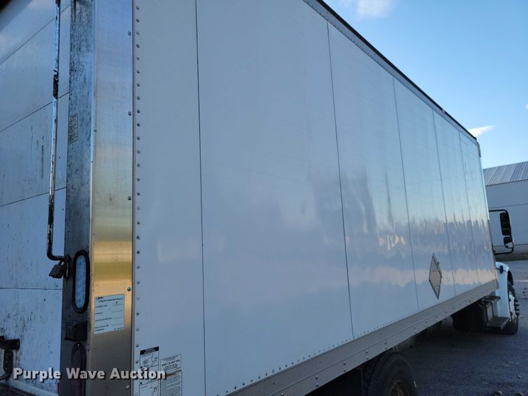 image for item DX6551 2013 Freightliner Business Class M2 refrigerated truck