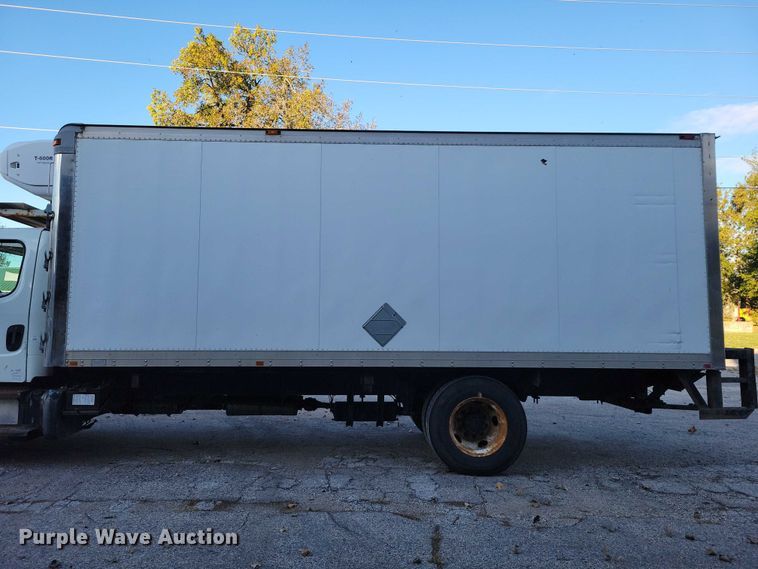 image for item DX6551 2013 Freightliner Business Class M2 refrigerated truck