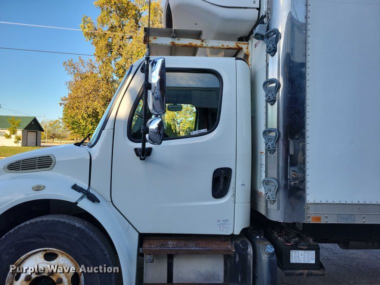 image for item DX6551 2013 Freightliner Business Class M2 refrigerated truck