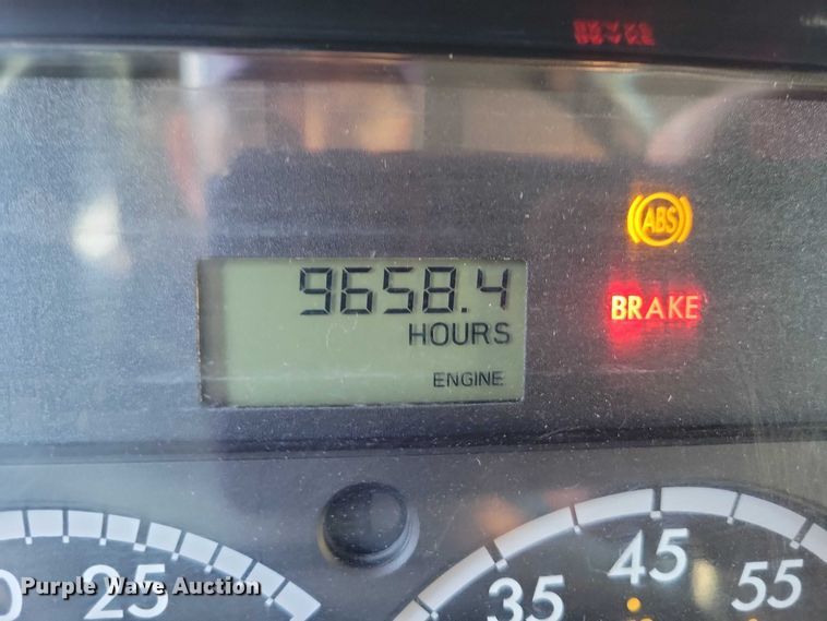 image for item DX6551 2013 Freightliner Business Class M2 refrigerated truck