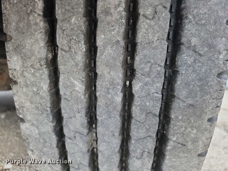 image for item DX6551 2013 Freightliner Business Class M2 refrigerated truck