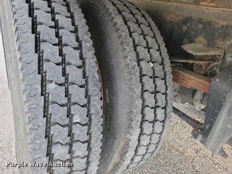 image for item DX6551 2013 Freightliner Business Class M2 refrigerated truck