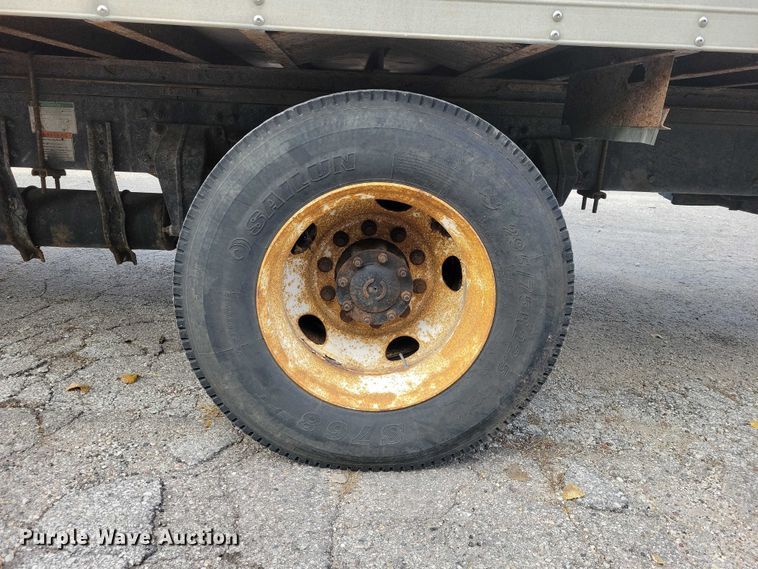 image for item DX6551 2013 Freightliner Business Class M2 refrigerated truck