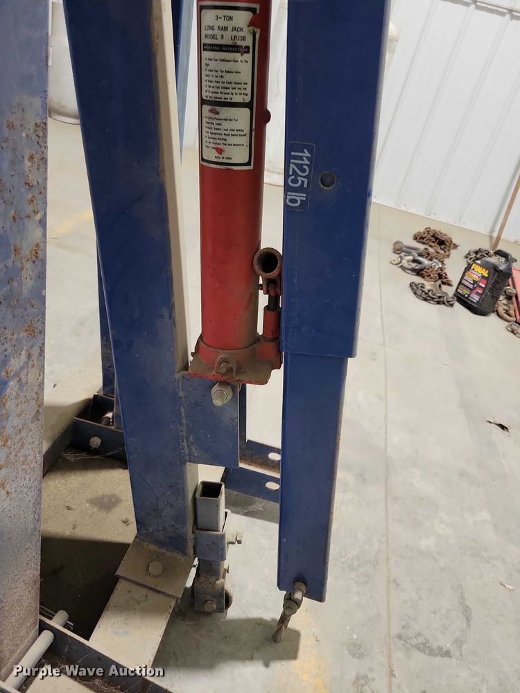 image for item DX6552 Engine hoist 