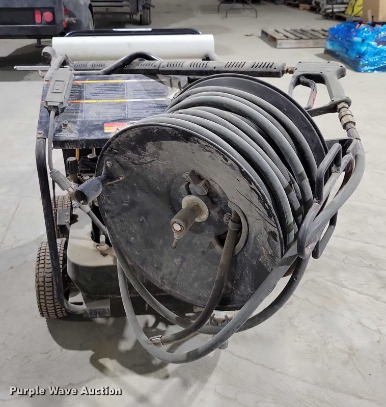 image for item DX6559 Mi-T-M 1502 hot pressure washer