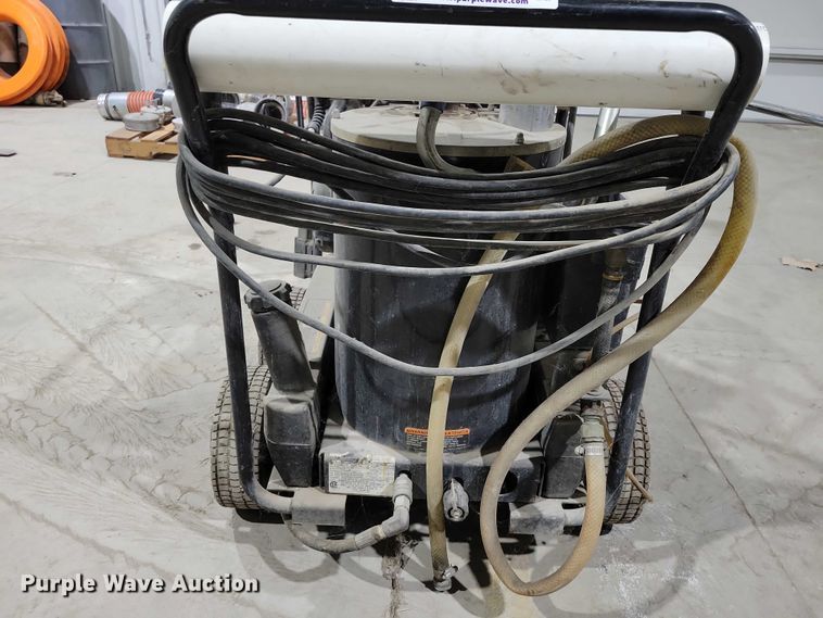 image for item DX6559 Mi-T-M 1502 hot pressure washer