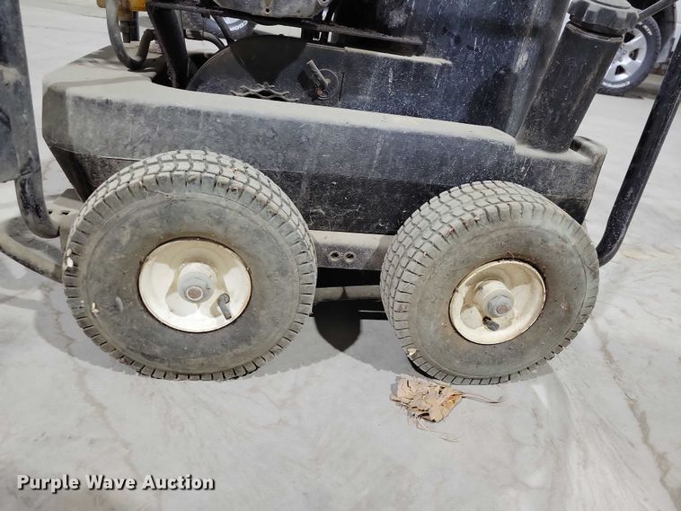 image for item DX6559 Mi-T-M 1502 hot pressure washer