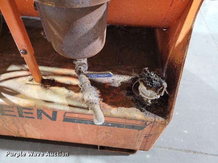 image for item DX6566 Wolverine Easy Kleen steamer