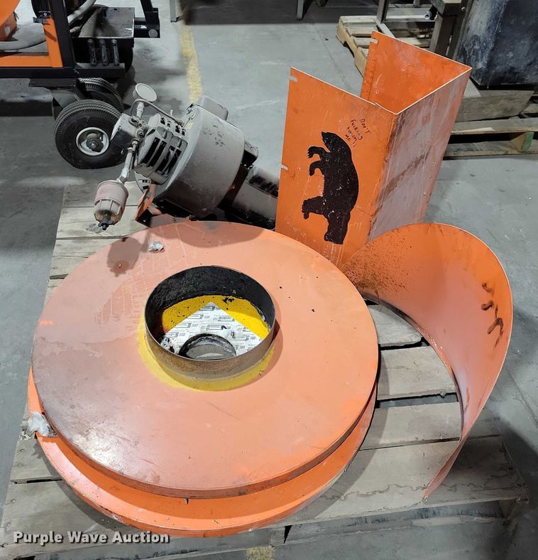 image for item DX6566 Wolverine Easy Kleen steamer