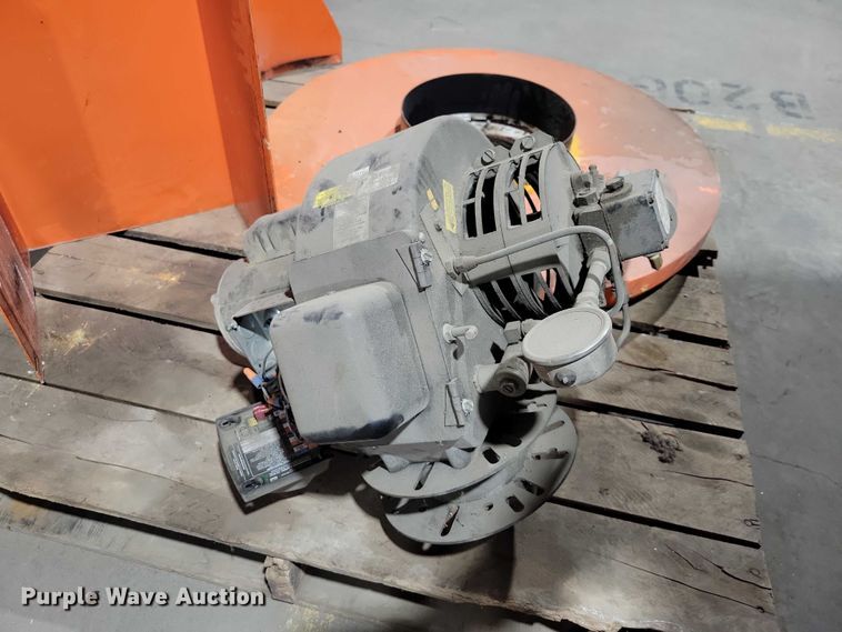 image for item DX6566 Wolverine Easy Kleen steamer