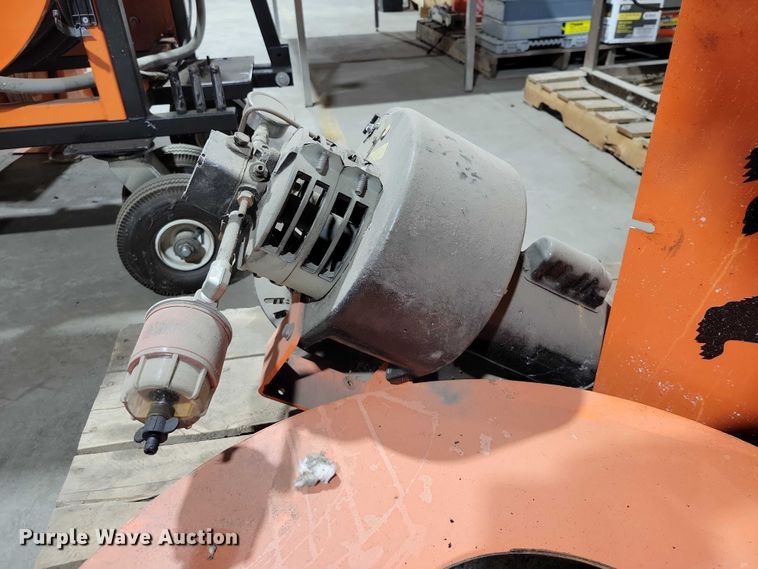 image for item DX6566 Wolverine Easy Kleen steamer