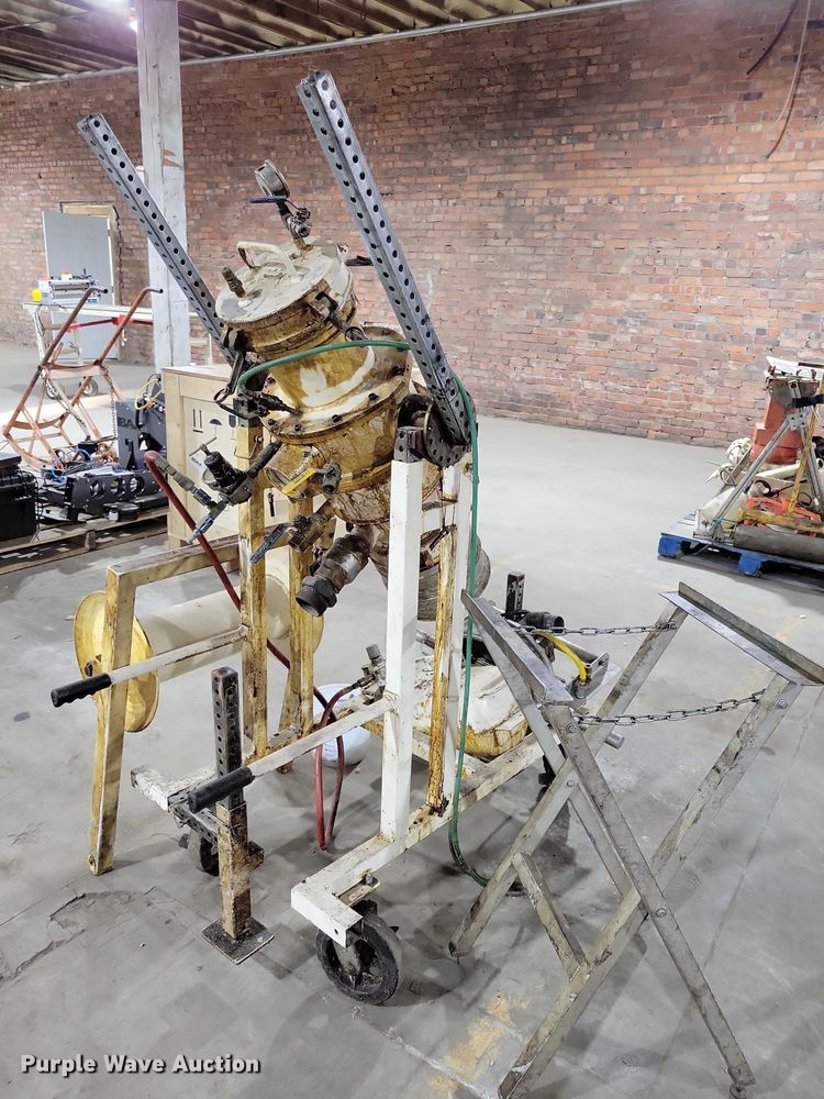 image for item DX6568 Perma-Liner Certified Installer pipe liner shooter