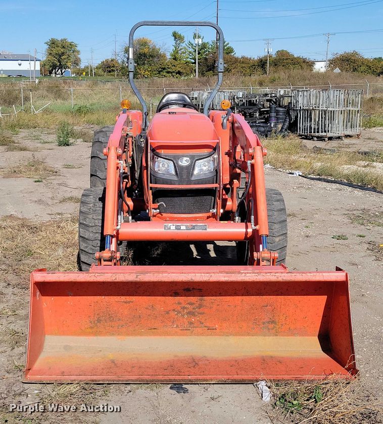 image for item DX6571 Kubota MX5800D MFWD tractor