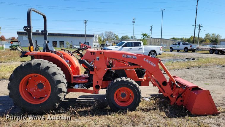 image for item DX6571 Kubota MX5800D MFWD tractor