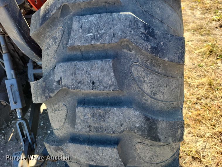 image for item DX6571 Kubota MX5800D MFWD tractor