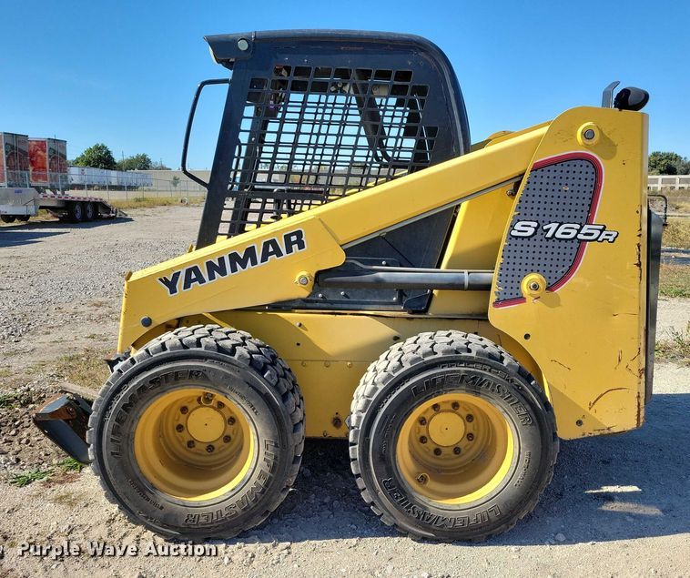 image for item DX6574 2014 Yanmar S165R skid steer loader