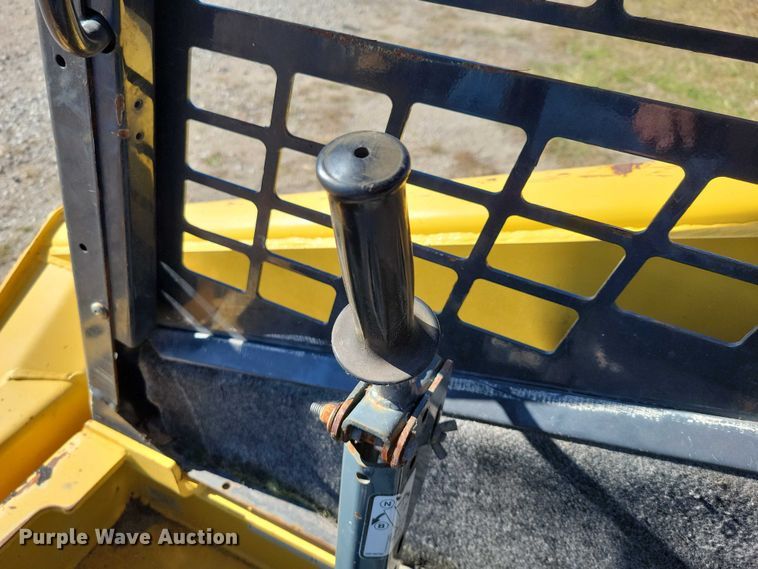 image for item DX6574 2014 Yanmar S165R skid steer loader