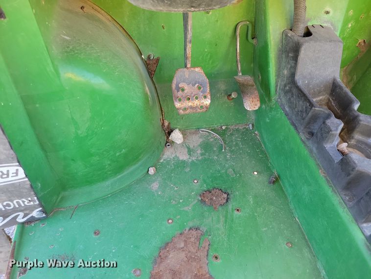 image for item DX6575 John Deere Gator HPX utility vehicle