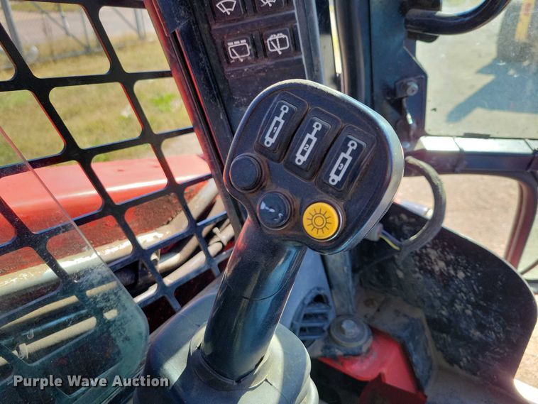 image for item DX6576 2021 Manitou 1650RT tracked skid steer loader