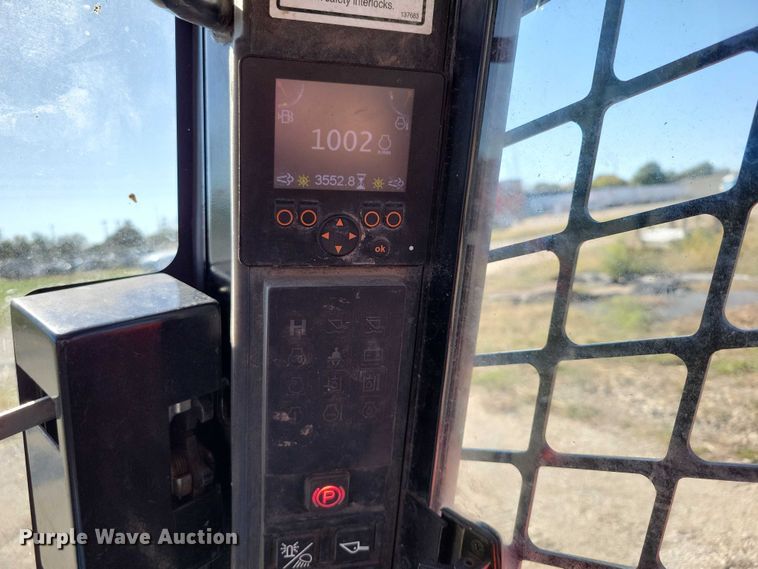 image for item DX6576 2021 Manitou 1650RT tracked skid steer loader