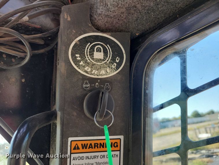 image for item DX6576 2021 Manitou 1650RT tracked skid steer loader