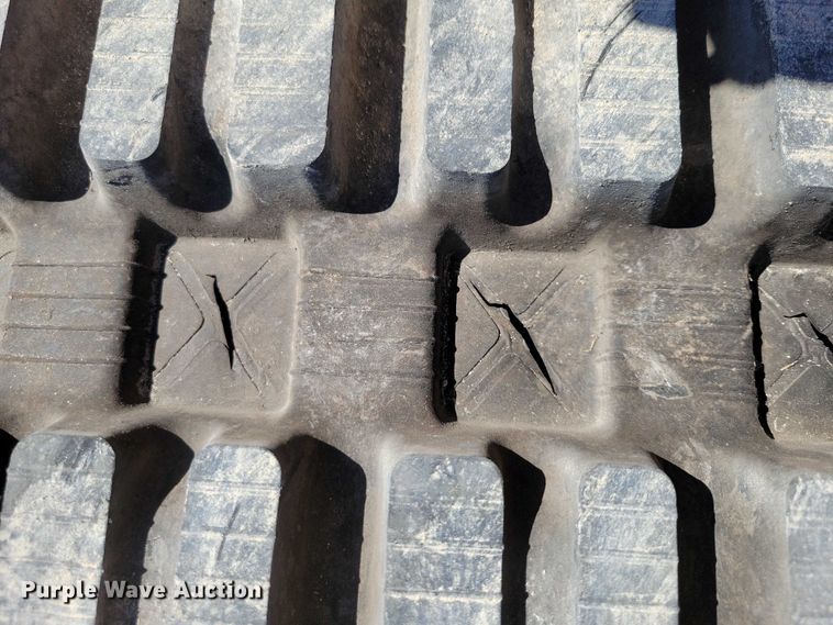 image for item DX6576 2021 Manitou 1650RT tracked skid steer loader