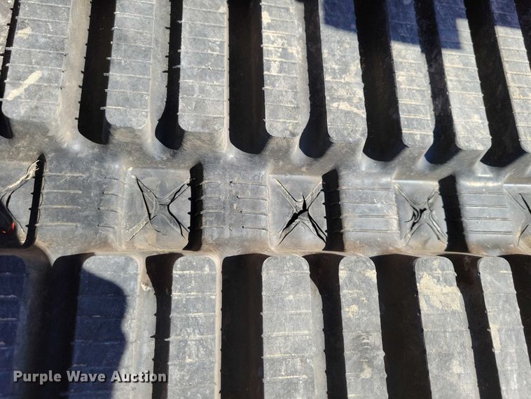 image for item DX6576 2021 Manitou 1650RT tracked skid steer loader