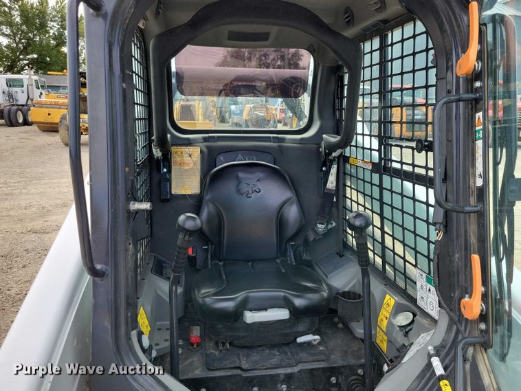 image for item DX6583 2022 Bobcat S590 skid steer loader