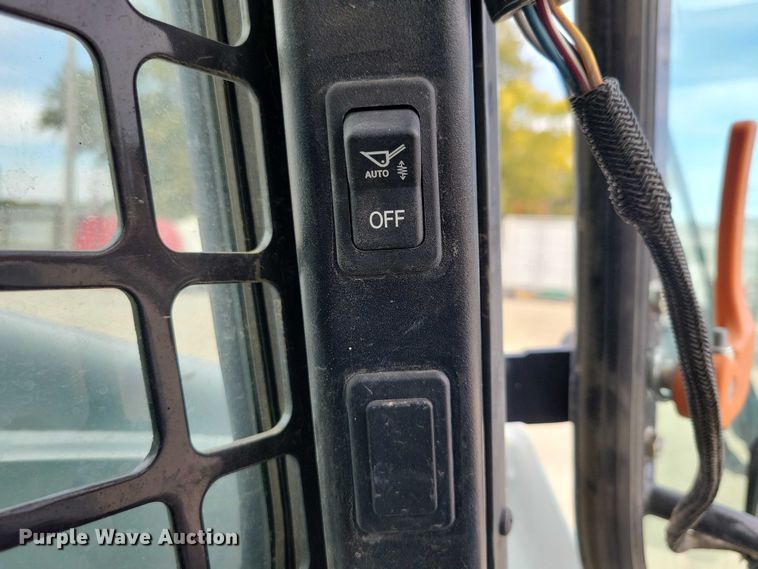 image for item DX6583 2022 Bobcat S590 skid steer loader