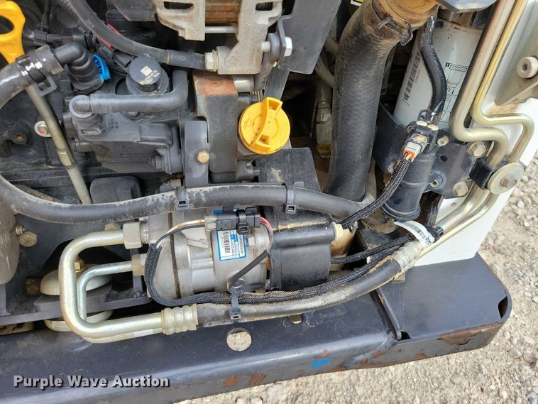 image for item DX6583 2022 Bobcat S590 skid steer loader