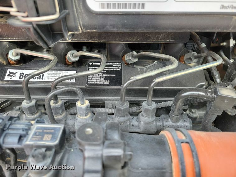 image for item DX6583 2022 Bobcat S590 skid steer loader