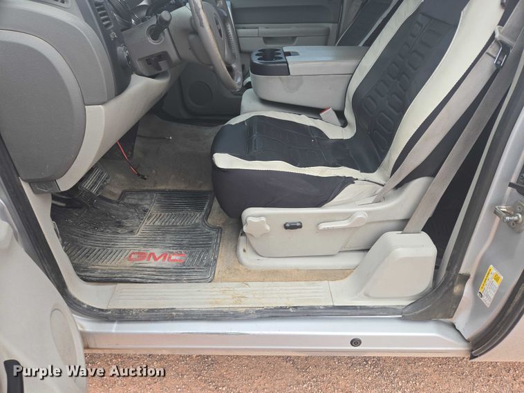 image for item DY1219 2012 GMC Sierra 1500 Ext. Cab pickup truck