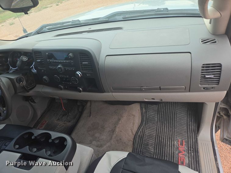 image for item DY1219 2012 GMC Sierra 1500 Ext. Cab pickup truck