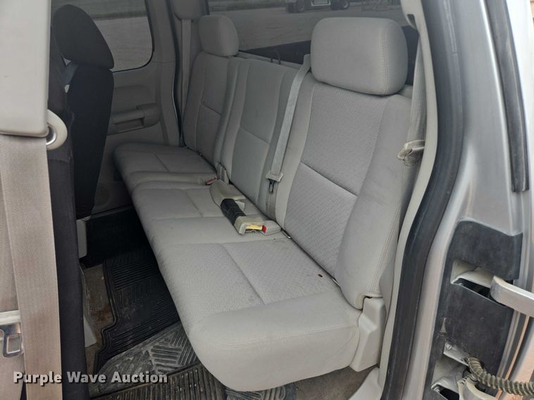 image for item DY1219 2012 GMC Sierra 1500 Ext. Cab pickup truck