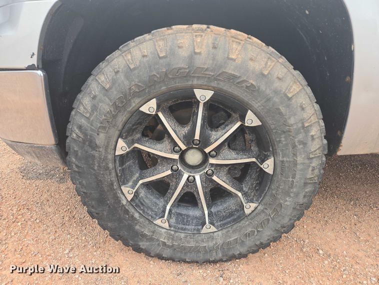 image for item DY1219 2012 GMC Sierra 1500 Ext. Cab pickup truck