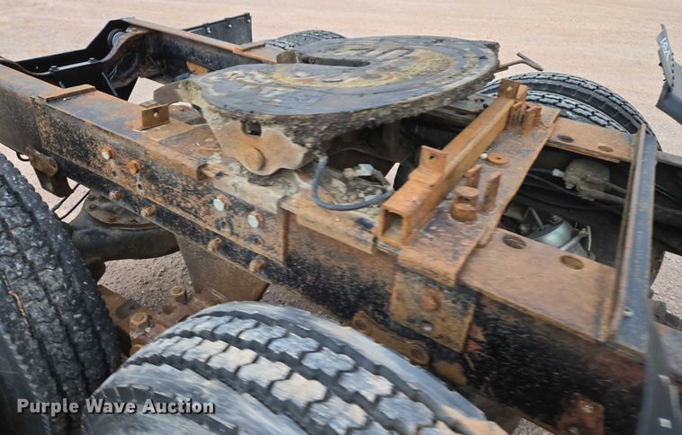 image for item DY1230 1977 Mack RS700L semi truck