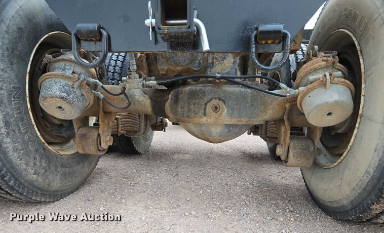 image for item DY1230 1977 Mack RS700L semi truck