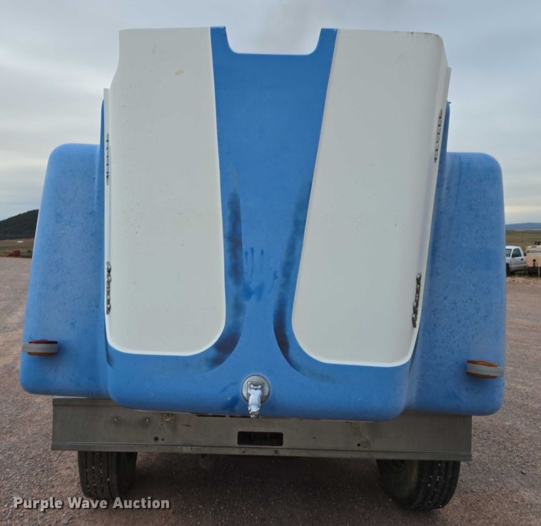 image for item DY1230 1977 Mack RS700L semi truck