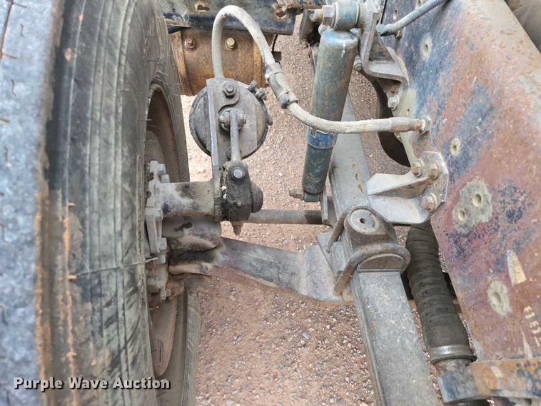 image for item DY1230 1977 Mack RS700L semi truck