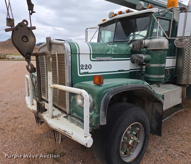 image for item DY1232 1979 Kenworth crane truck