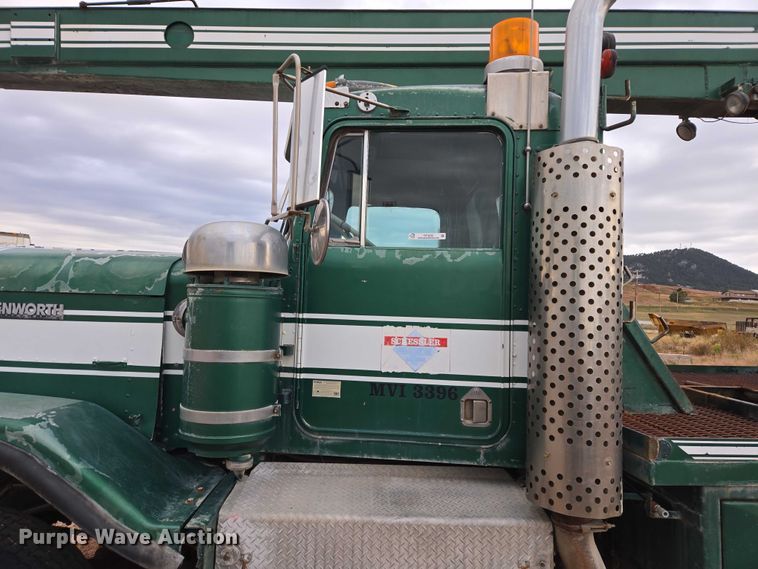 image for item DY1232 1979 Kenworth crane truck