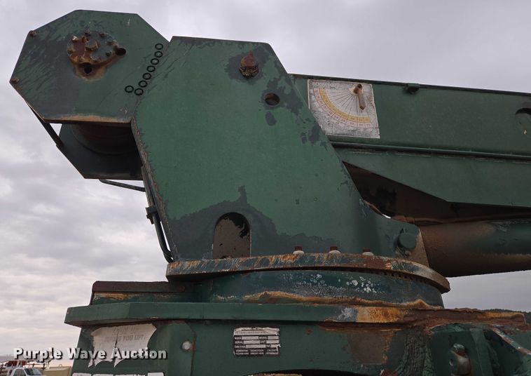 image for item DY1232 1979 Kenworth crane truck