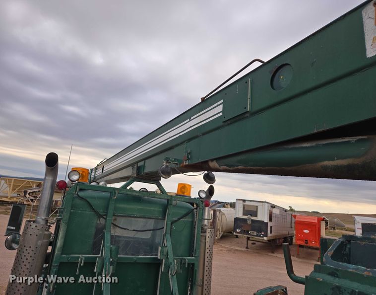 image for item DY1232 1979 Kenworth crane truck