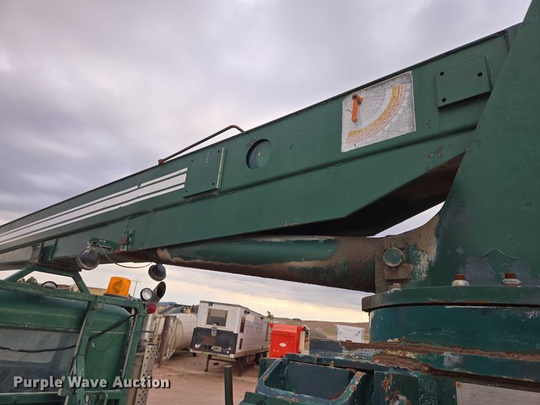 image for item DY1232 1979 Kenworth crane truck