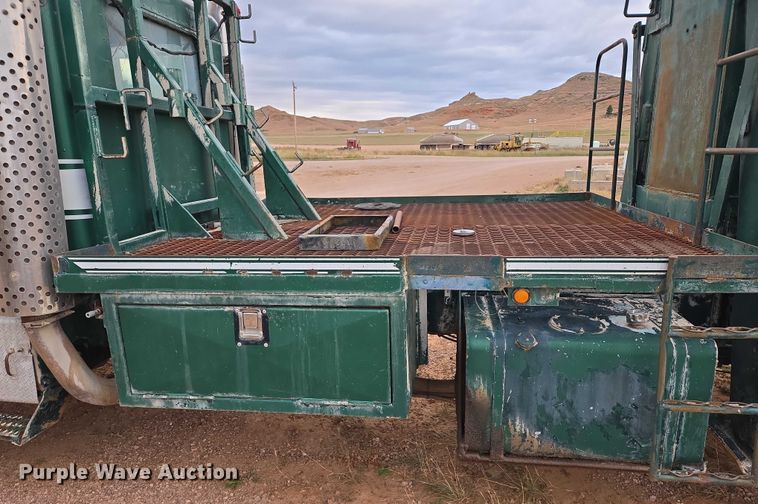 image for item DY1232 1979 Kenworth crane truck