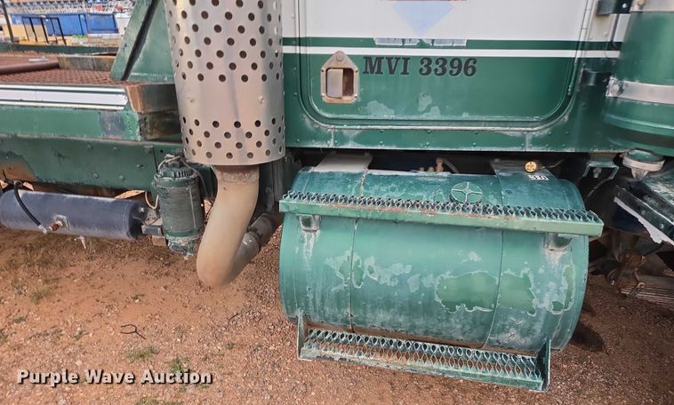 image for item DY1232 1979 Kenworth crane truck