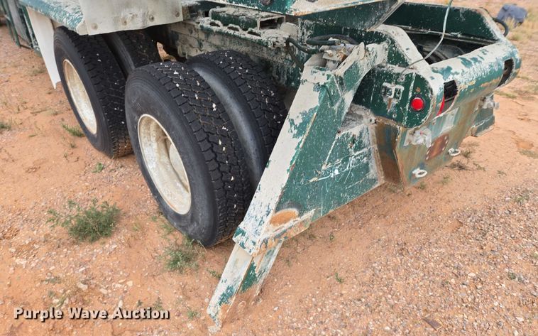 image for item DY1232 1979 Kenworth crane truck