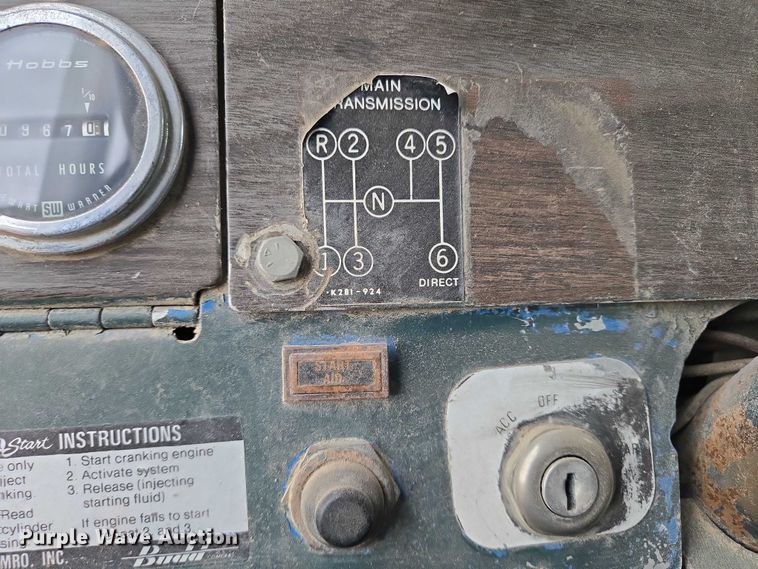 image for item DY1232 1979 Kenworth crane truck