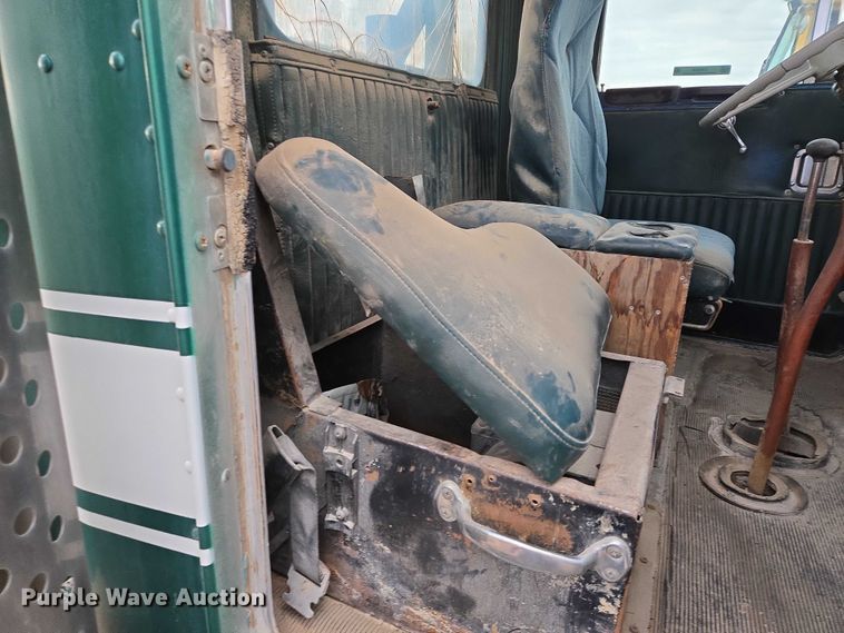 image for item DY1232 1979 Kenworth crane truck