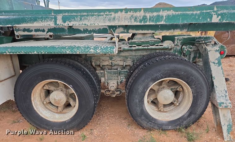 image for item DY1232 1979 Kenworth crane truck